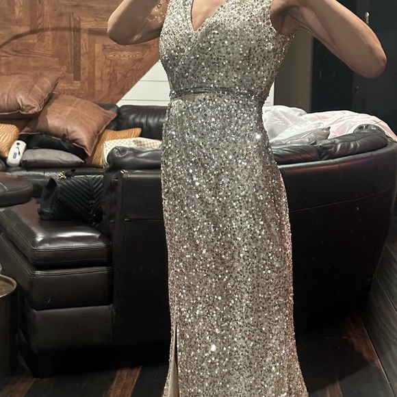 V-Neck Long Dress with Tags - Picture 5 of 7